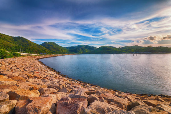 Sunny Bay 01